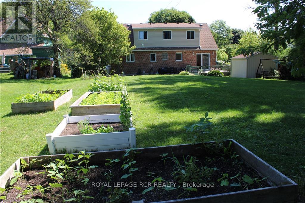 96 Main Street, Northern Bruce Peninsula, Ontario  N0H 1W0 - Photo 5 - X10848779