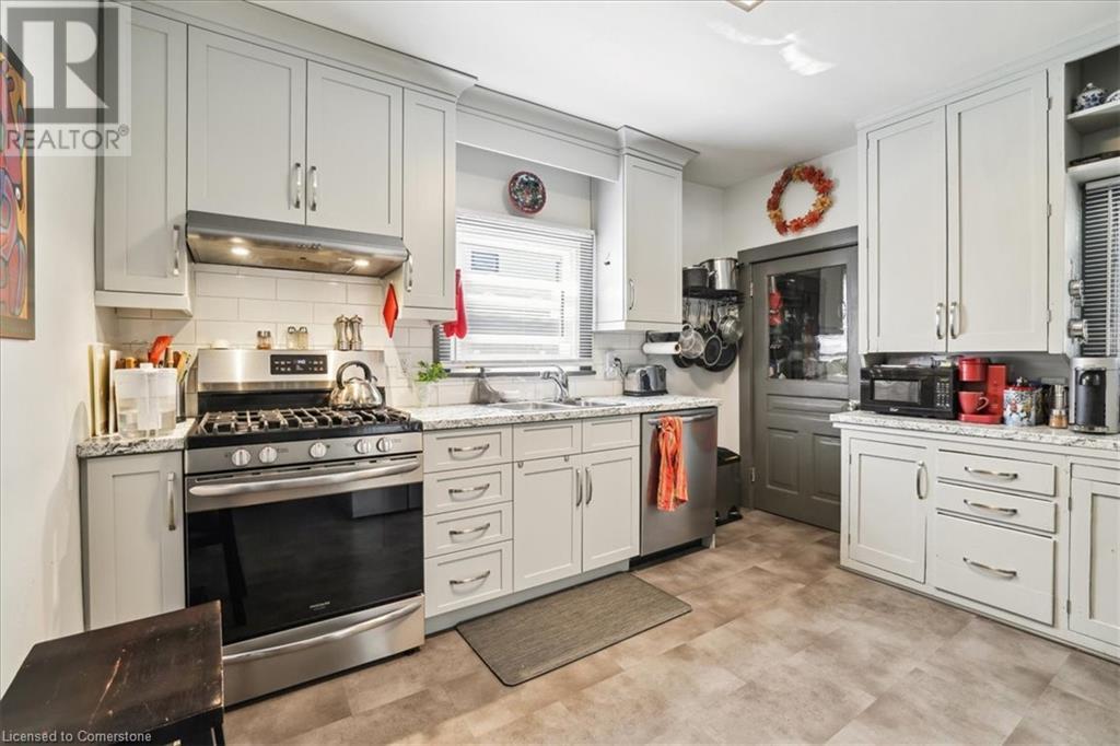 65 Queen Street, St. Catharines, Ontario  L2R 5G9 - Photo 22 - 40685385