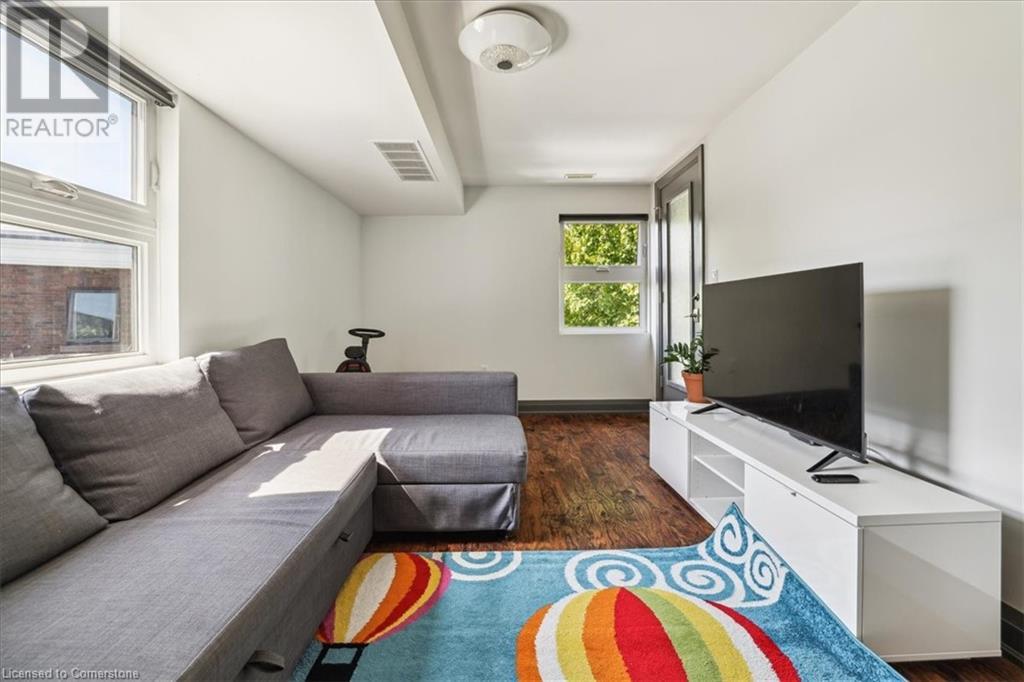 65 Queen Street, St. Catharines, Ontario  L2R 5G9 - Photo 34 - 40685403