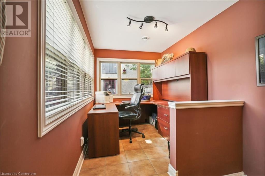 65 Queen Street, St. Catharines, Ontario  L2R 5G9 - Photo 8 - 40685403