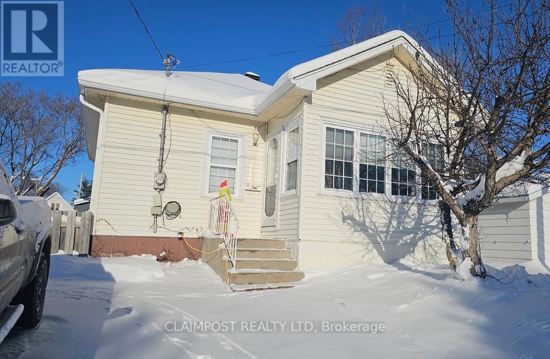 30 FERN AVENUE, Timmins, Ontario