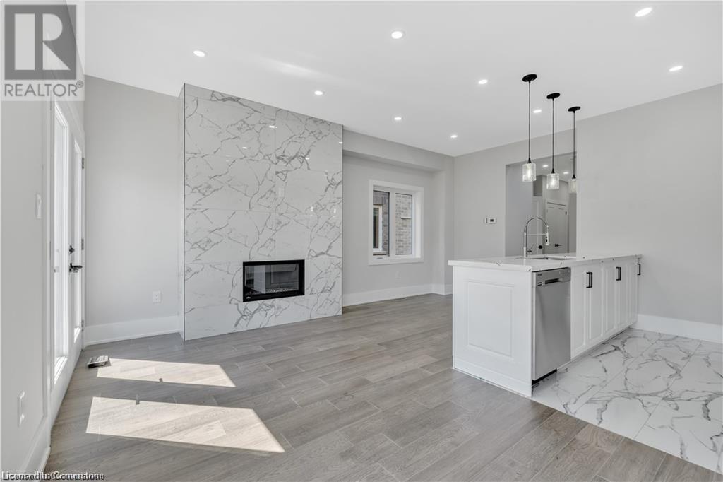 86 Beland Avenue N, Hamilton, Ontario  L8H 6L1 - Photo 13 - 40685425