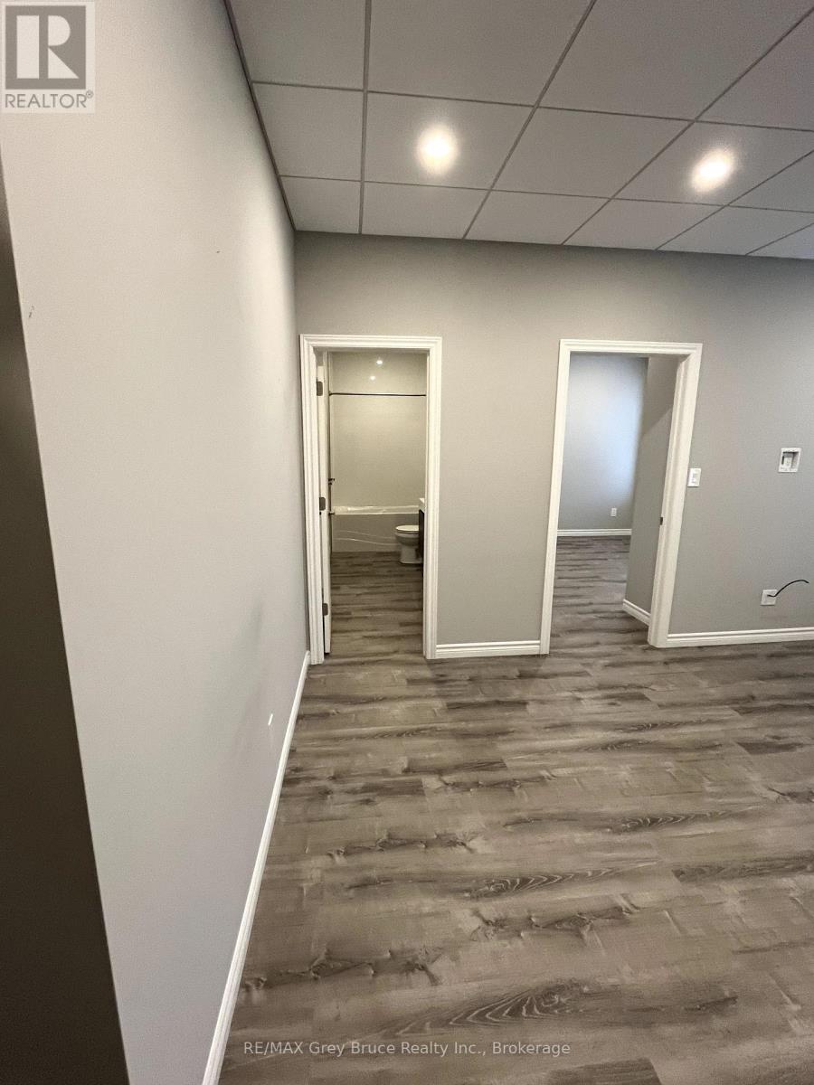 Unit B - 42 Sykes Street N, Meaford, Ontario  N4L 1V9 - Photo 12 - X11893809