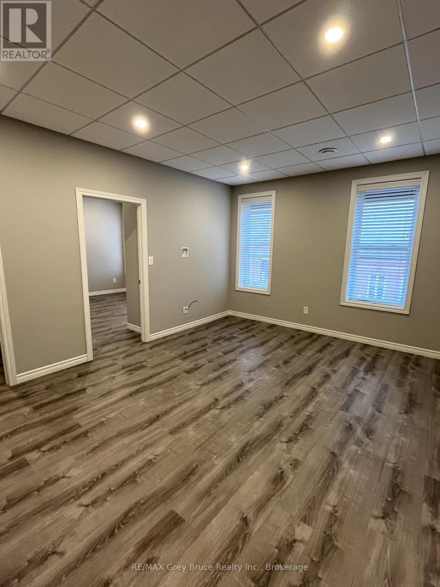 Unit B - 42 Sykes Street N, Meaford, Ontario  N4L 1V9 - Photo 13 - X11893809