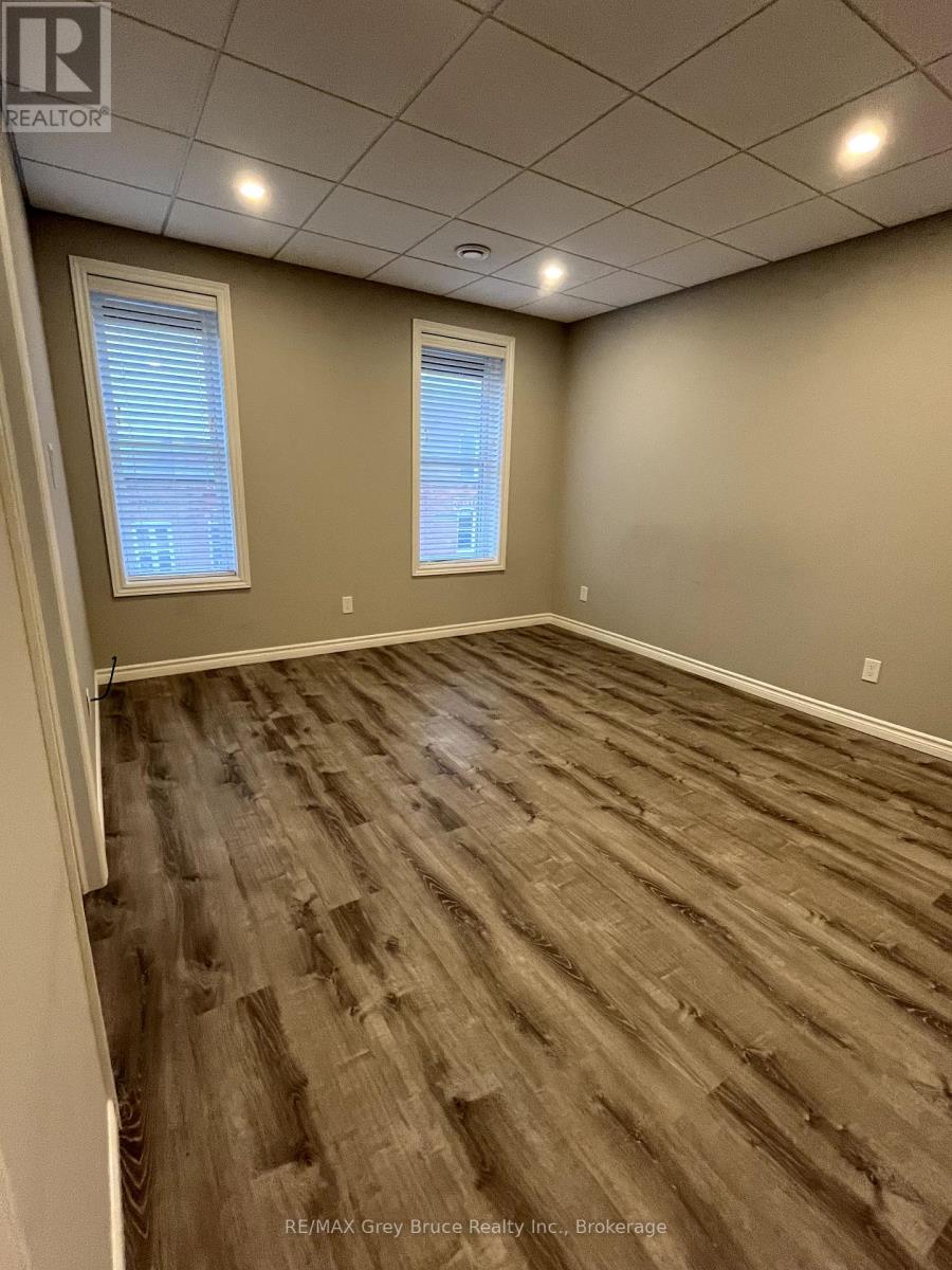 Unit B - 42 Sykes Street N, Meaford, Ontario  N4L 1V9 - Photo 14 - X11893809