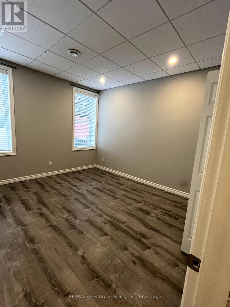 Unit B - 42 Sykes Street N, Meaford, Ontario  N4L 1V9 - Photo 8 - X11893809