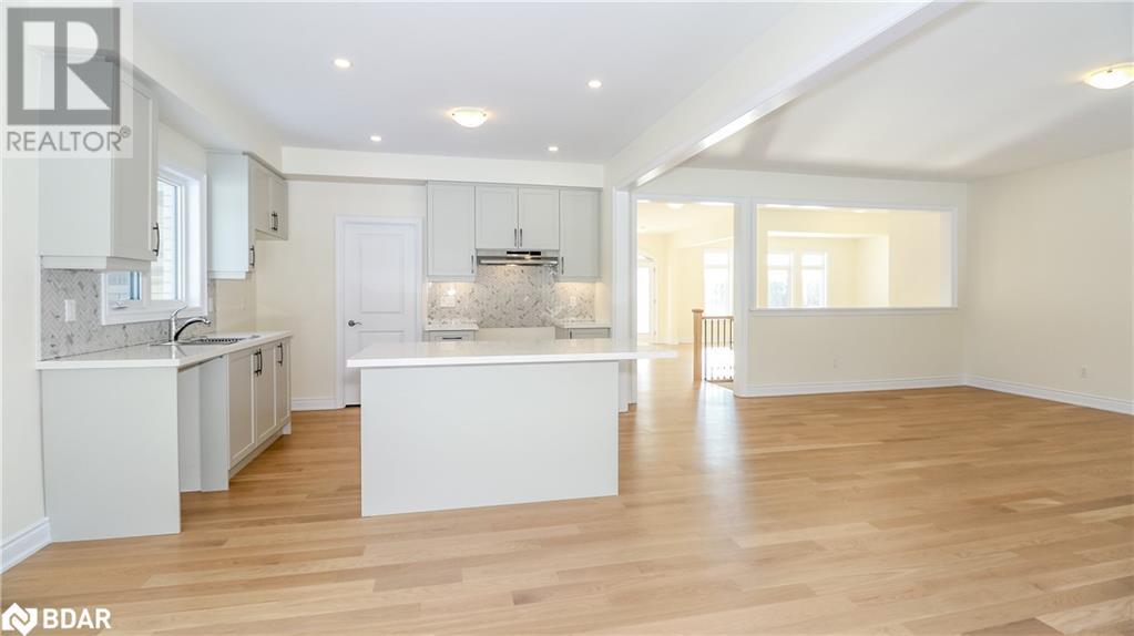 28 Cottonwood Street, Minesing, Ontario  L9X 2E5 - Photo 14 - 40685317