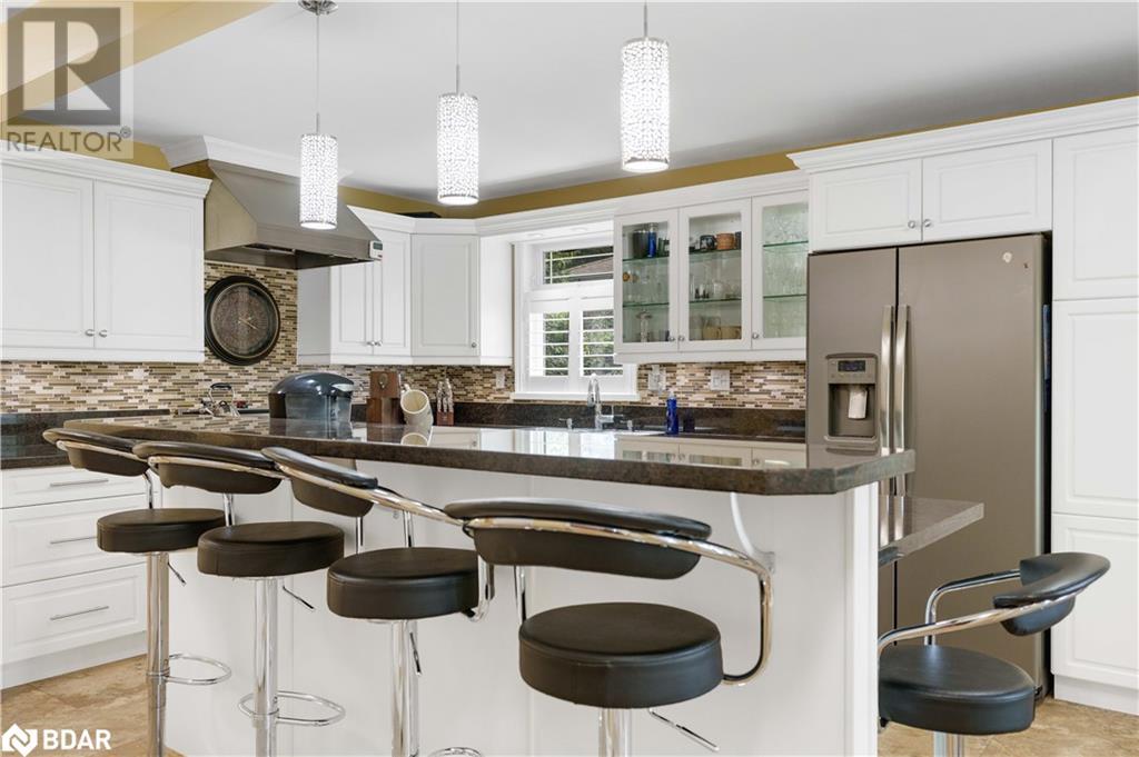 9 Bellevue Crescent, Barrie, Ontario  L4M 2S9 - Photo 17 - 40685327