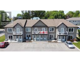 73 Kenyon Street E, North Glengarry, Ca
