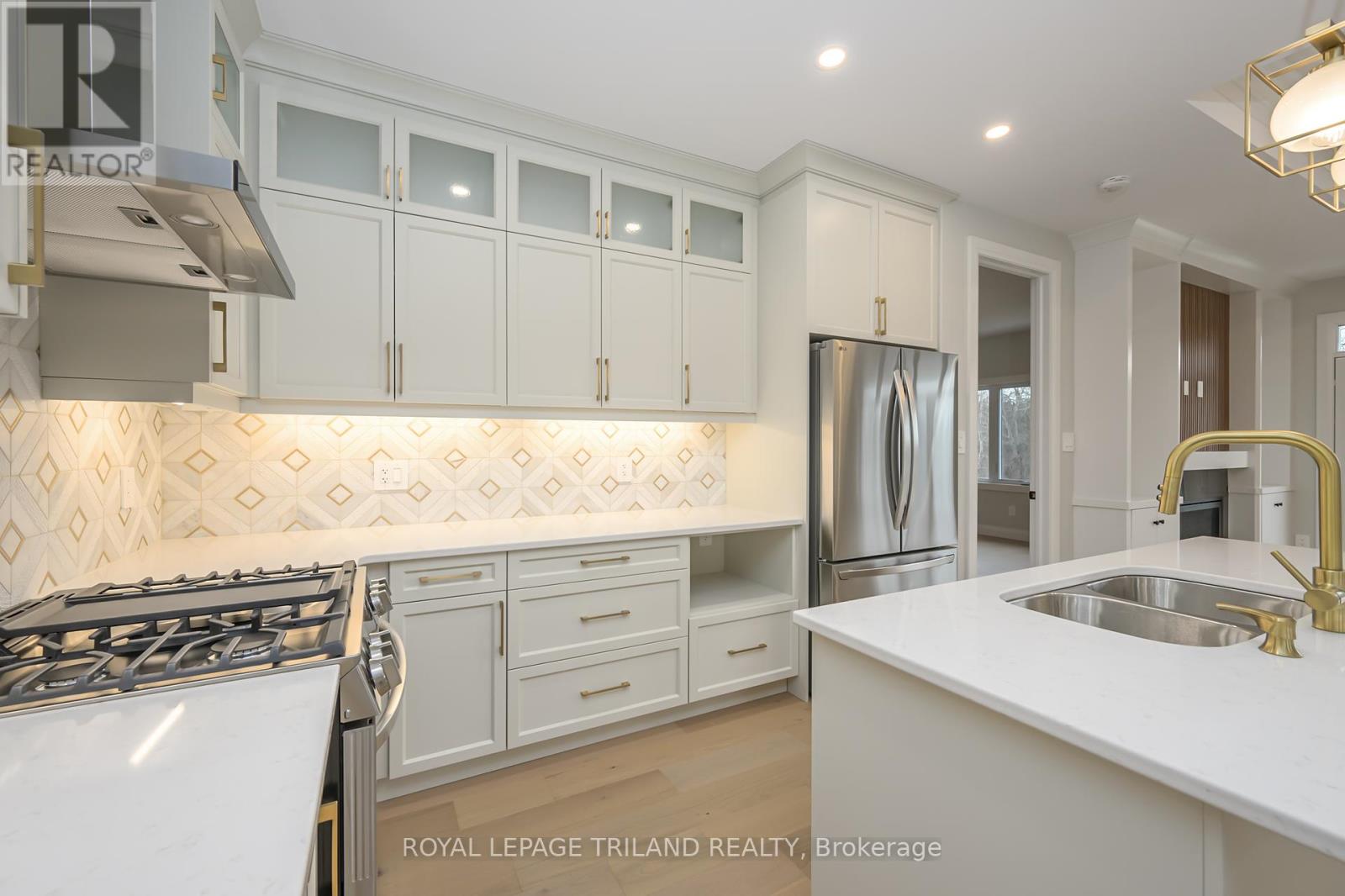 4225 Green Bend, London South, Ontario  N6P 1J9 - Photo 8 - X11893941