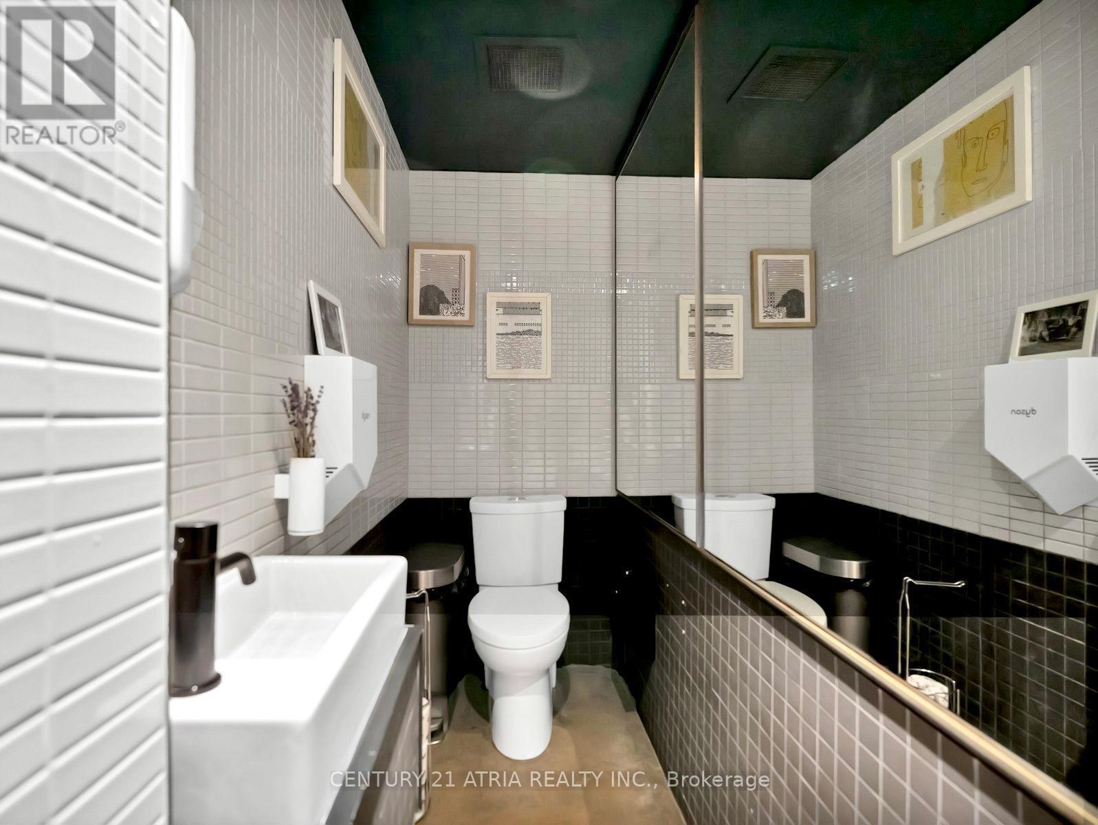 611 College Street, Toronto, Ontario  M6G 1B5 - Photo 10 - C11893973