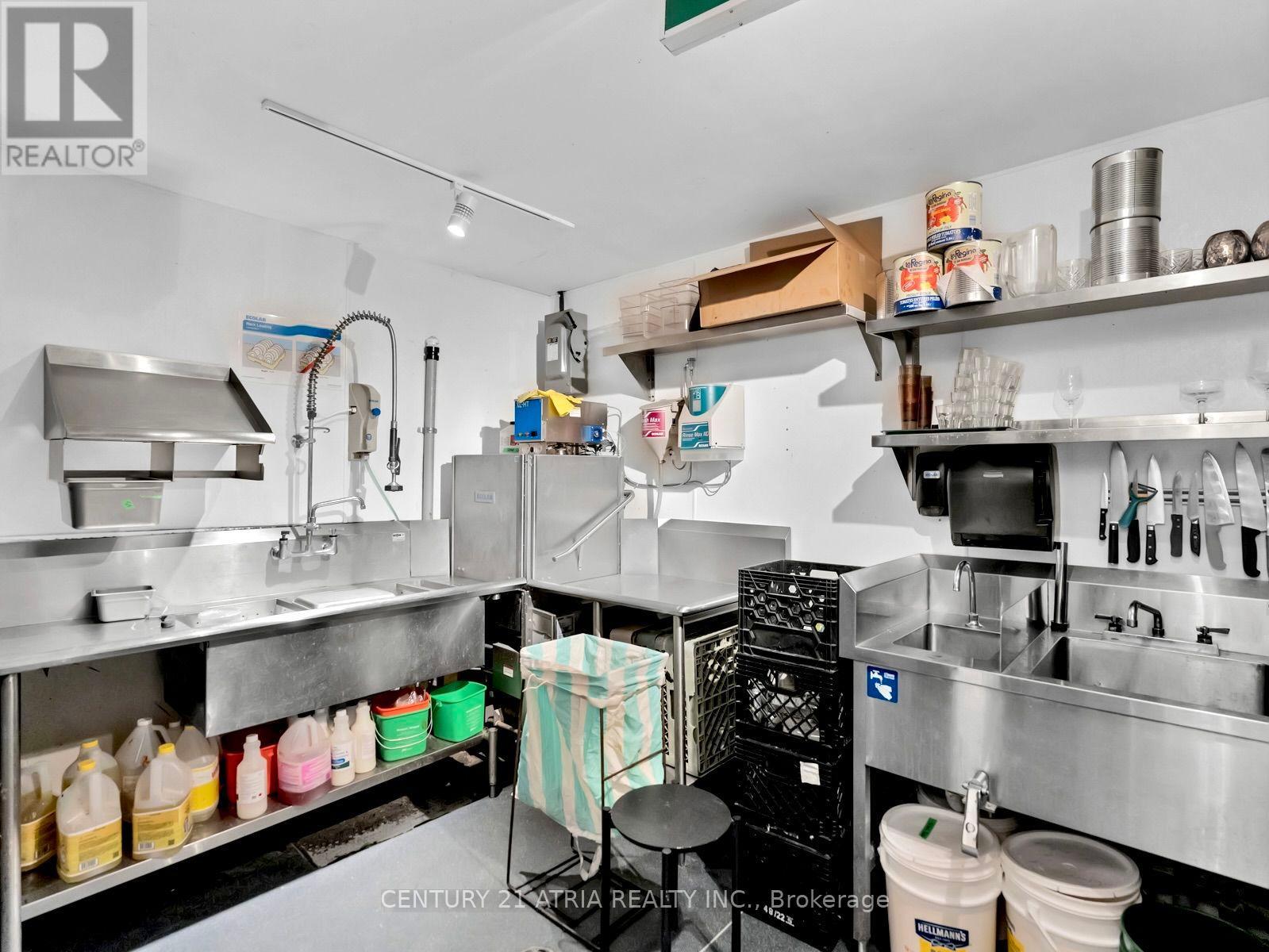 611 College Street, Toronto, Ontario  M6G 1B5 - Photo 8 - C11893973