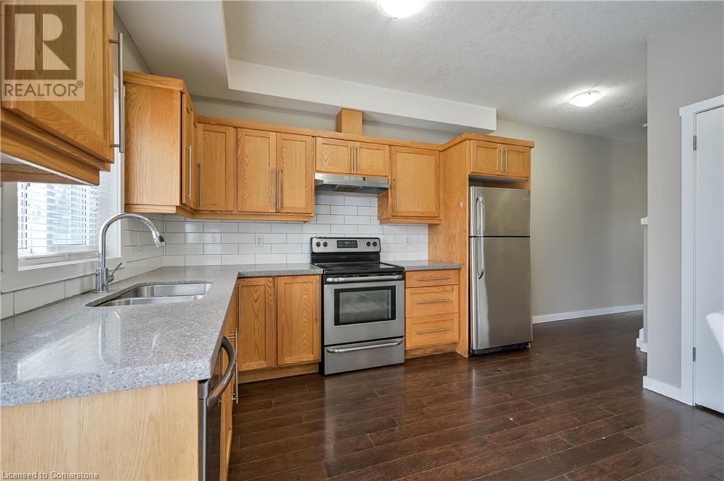 709 Frederick Street, Kitchener, Ontario  N2B 2B3 - Photo 11 - 40684793