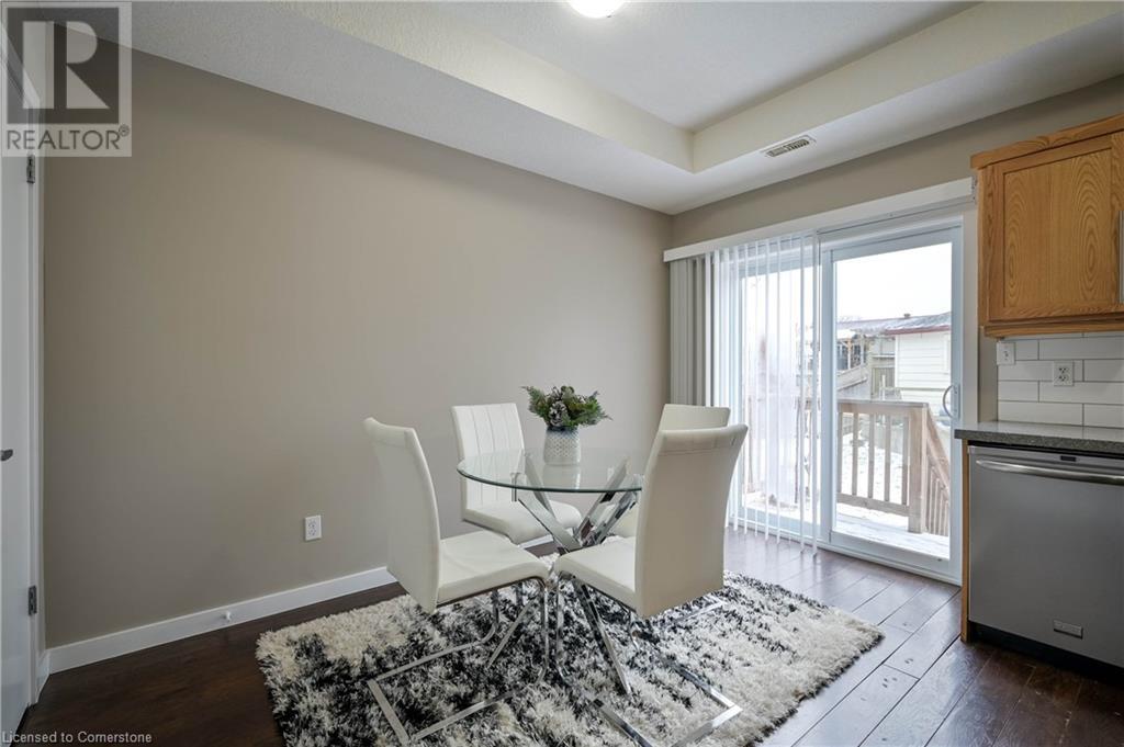 709 Frederick Street, Kitchener, Ontario  N2B 2B3 - Photo 13 - 40684793