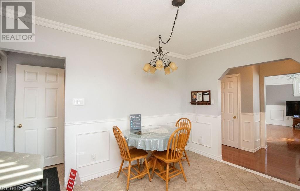 39 Brant Street, Oakville, Ontario L6K 2Z3 - Photo 18 - 40685362