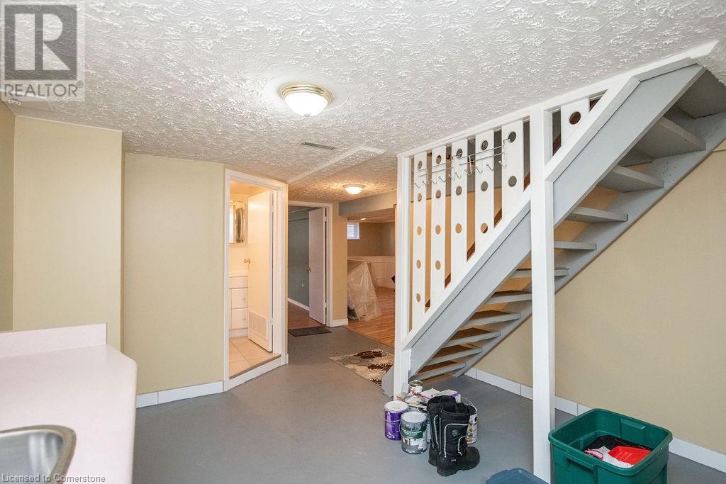 39 Brant Street, Oakville, Ontario L6K 2Z3 - Photo 22 - 40685362