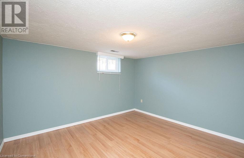 39 Brant Street, Oakville, Ontario L6K 2Z3 - Photo 25 - 40685362