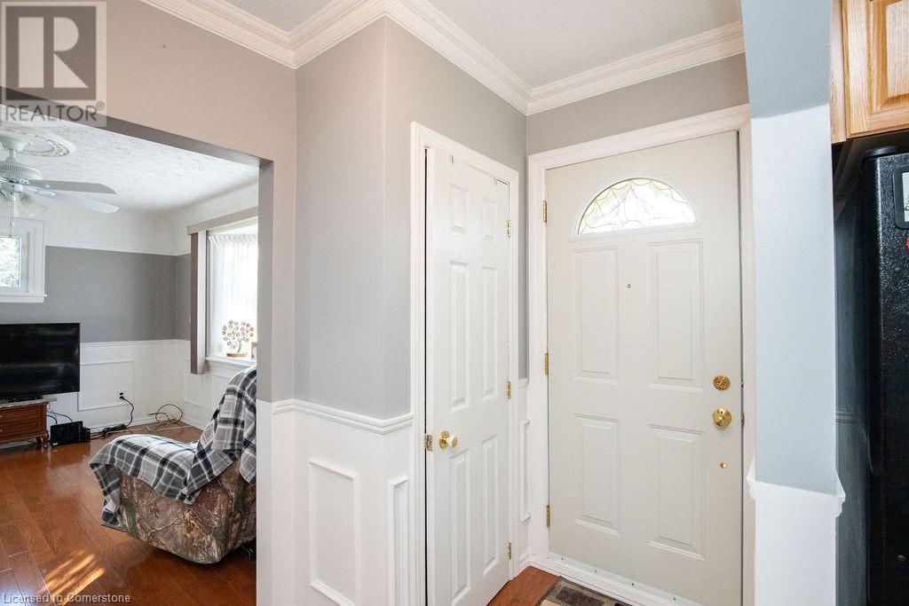 39 Brant Street, Oakville, Ontario L6K 2Z3 - Photo 7 - 40685362