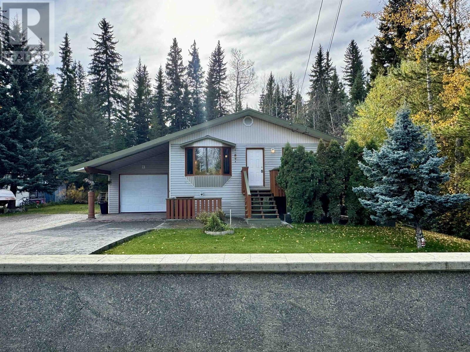 276 Westcoast Road, Williams Lake, British Columbia  V2G 4Z5 - Photo 17 - R2935969