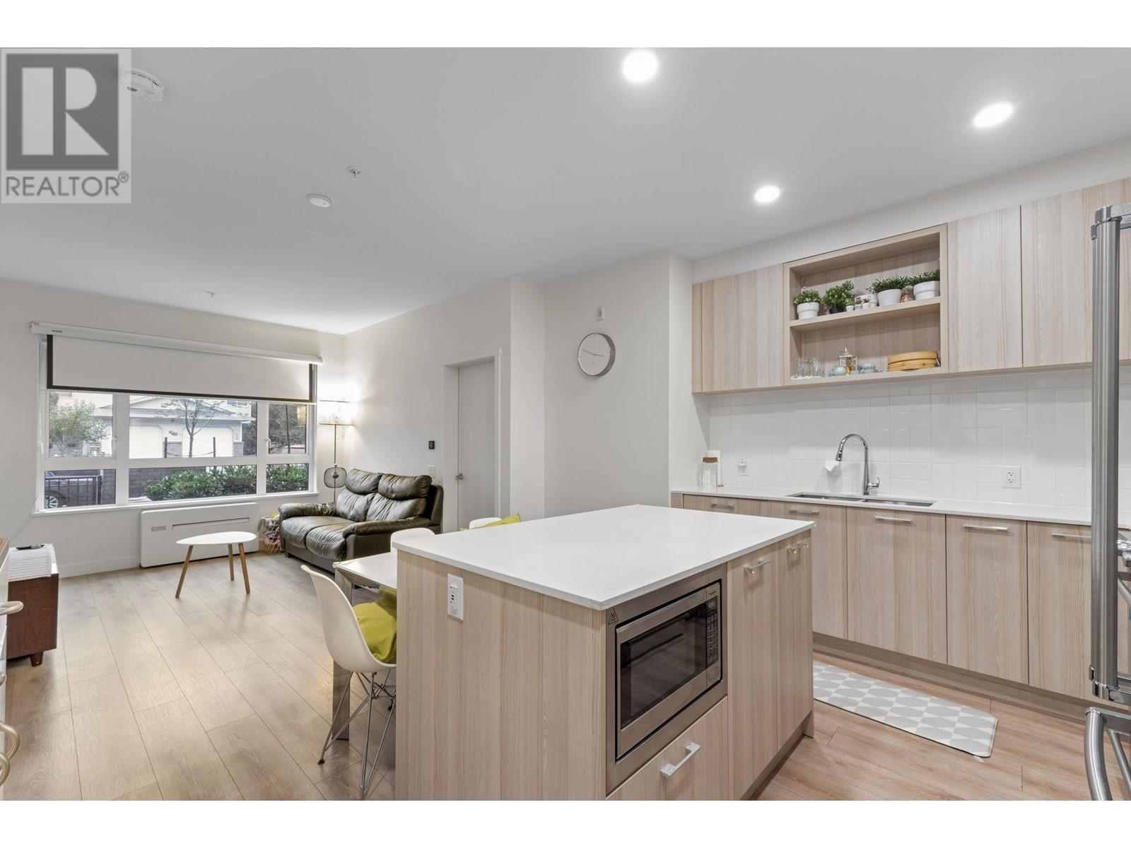 118 741 Anskar Court, Coquitlam, British Columbia V3J 0N3 - Photo 3 - R2950541