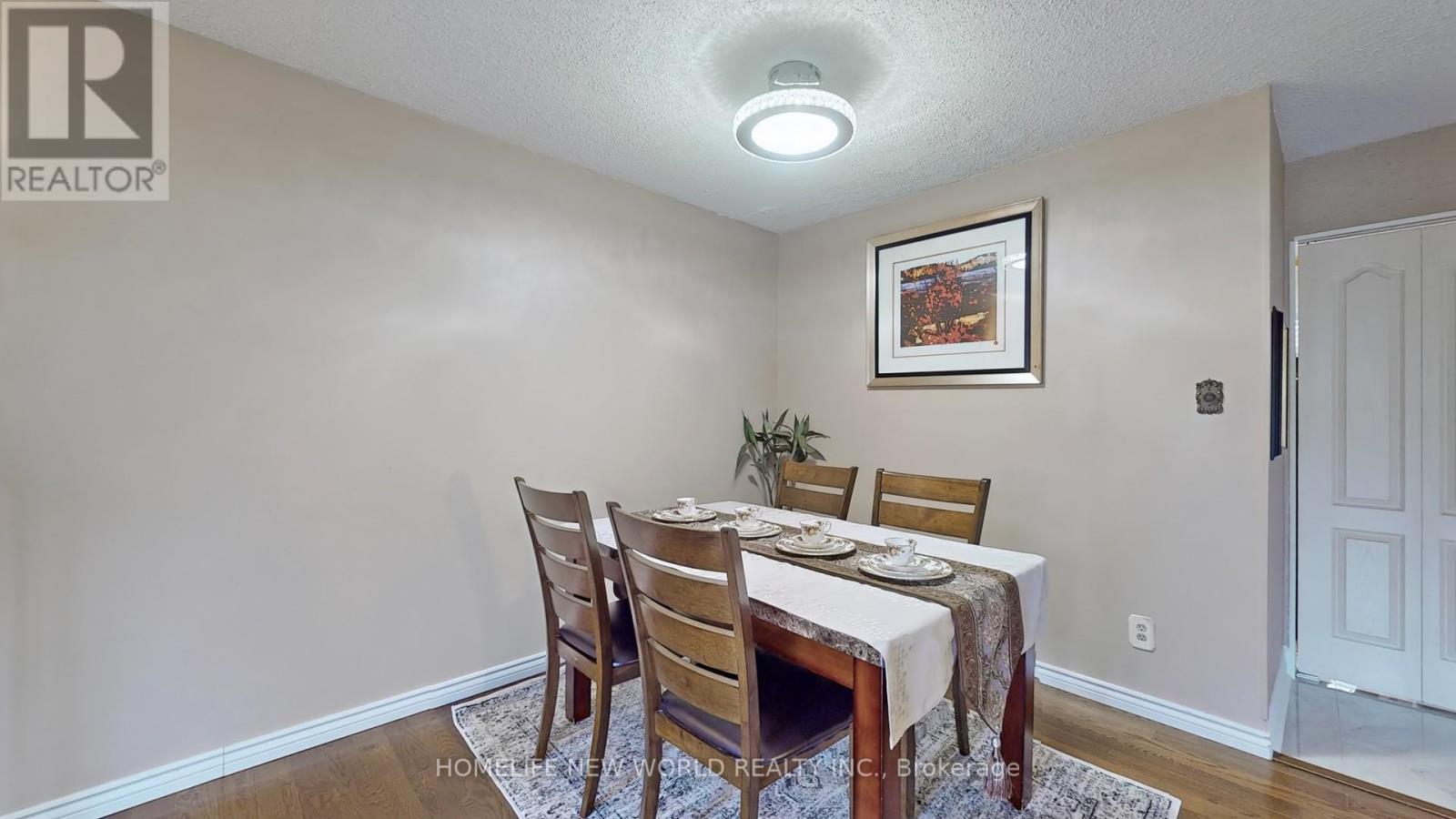 227 Hollyberry Trail, Toronto, Ontario  M2H 2P3 - Photo 7 - C11893479