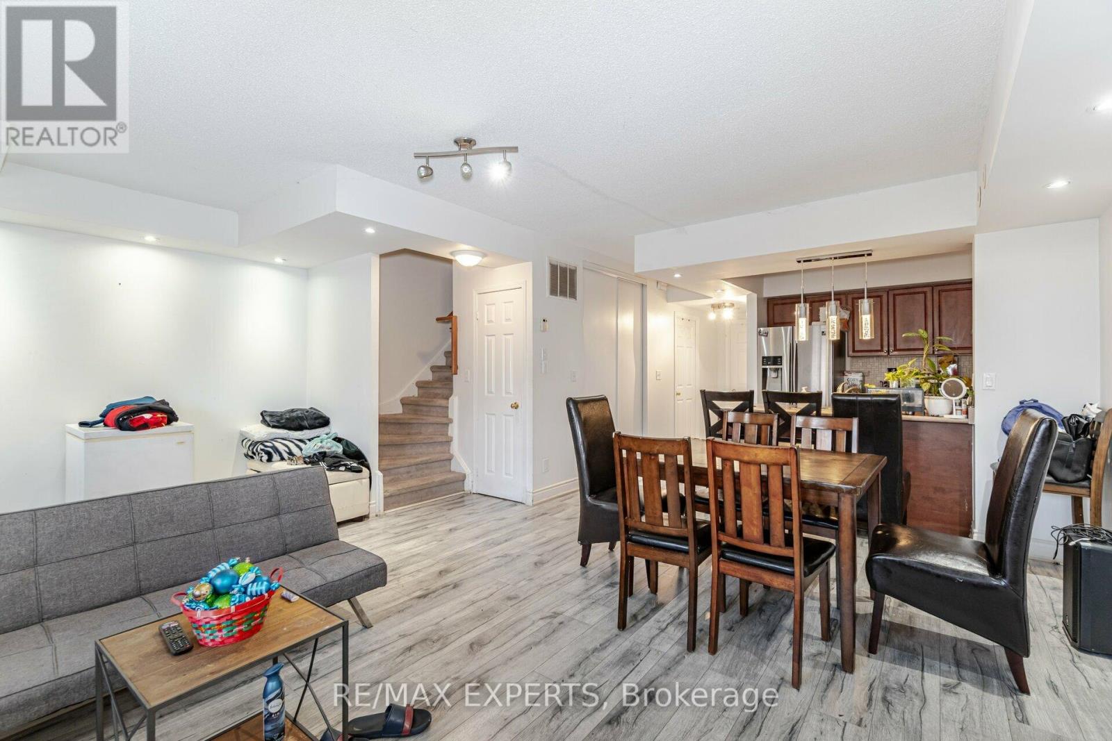 1036 - 3037 Finch Avenue W, Toronto, Ontario  M9M 0A2 - Photo 8 - W10405983