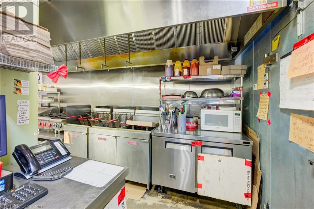 300 Fourth Avenue Unit# 4, St. Catharines, Ontario  L2S 0E6 - Photo 12 - 40685460