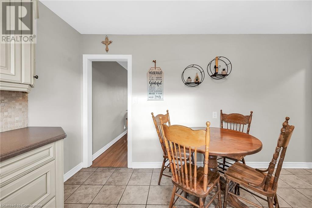 2398 Maryvale CourtBurlington, Ontario  L7P 2P2 - Photo 12 - 40685328