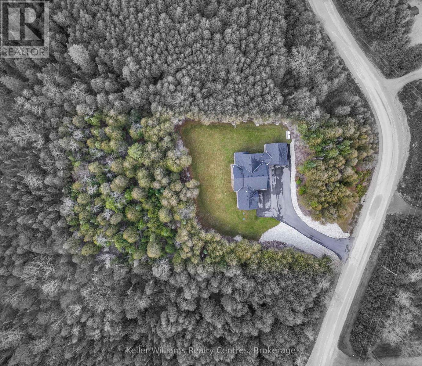 108 Highland Drive, West Grey, Ontario  N0C 1H0 - Photo 3 - X11894030