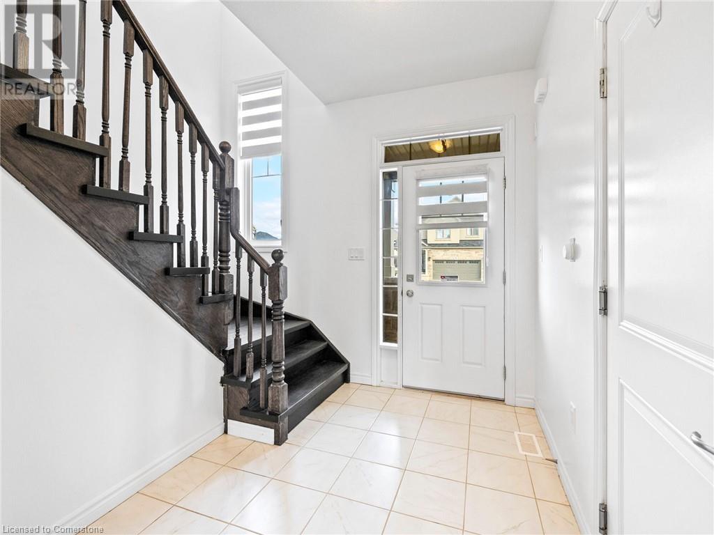 8 Elkington Lane, Brantford, Ontario  N3T 0T5 - Photo 5 - 40685160