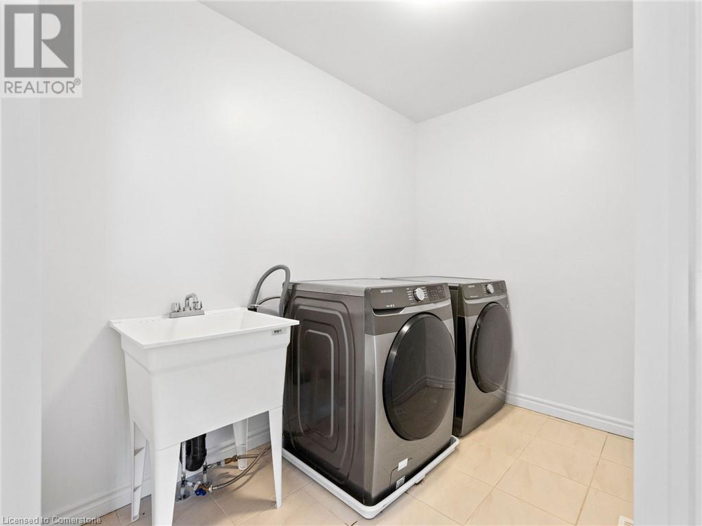 8 Elkington Lane, Brantford, Ontario  N3T 0T5 - Photo 25 - 40685160