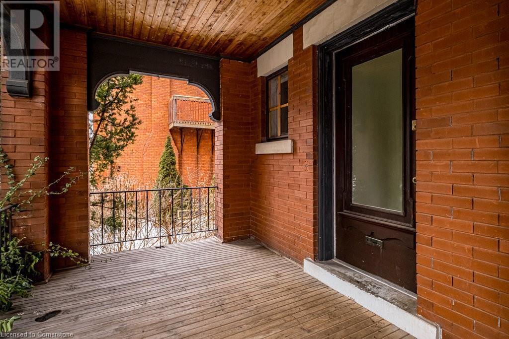 156 Robinson Street Unit# 1, Hamilton, Ontario  L8P 1Z5 - Photo 6 - 40674056