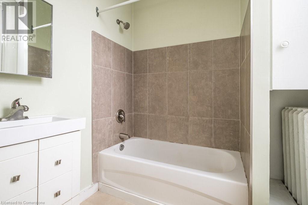 156 Robinson Street Unit# 1, Hamilton, Ontario  L8P 1Z5 - Photo 17 - 40674056