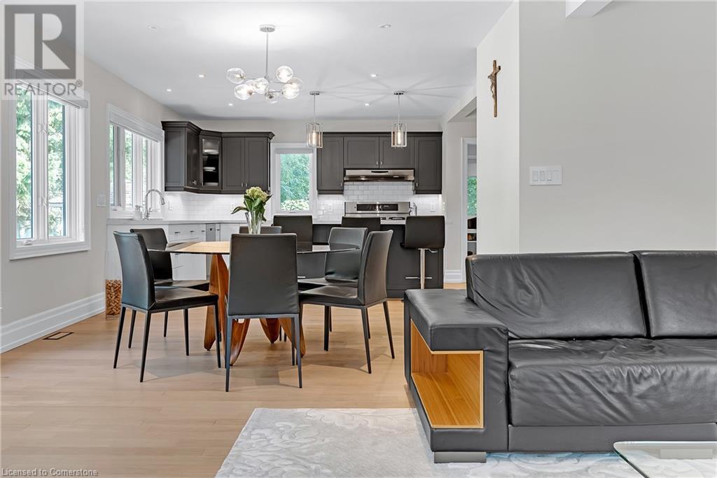 1247 Cumnock Crescent, Oakville, Ontario  L6J 2N6 - Photo 16 - 40640581