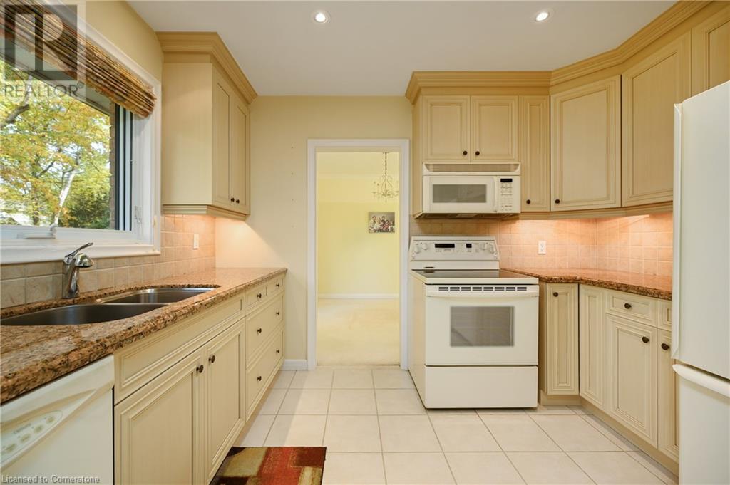 257 Wedgewood Drive, Oakville, Ontario  L6J 4R6 - Photo 10 - 40669143