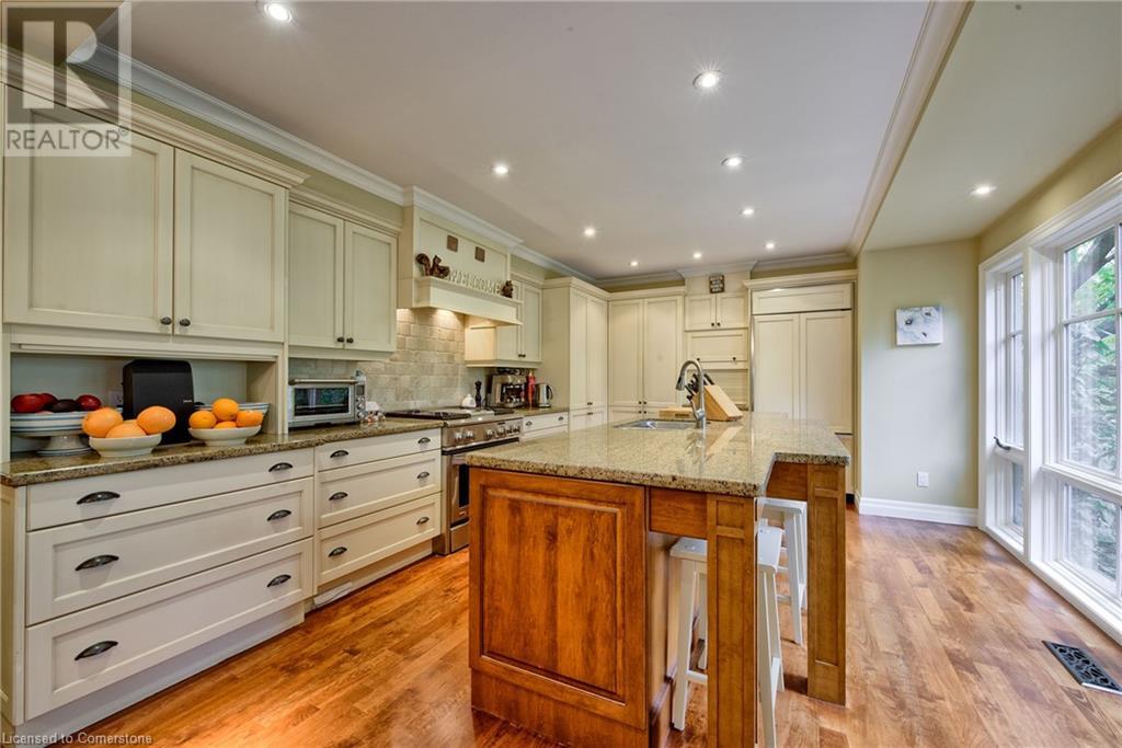 152 Cavendish Court, Oakville, Ontario  L6J 5S2 - Photo 10 - 40673058