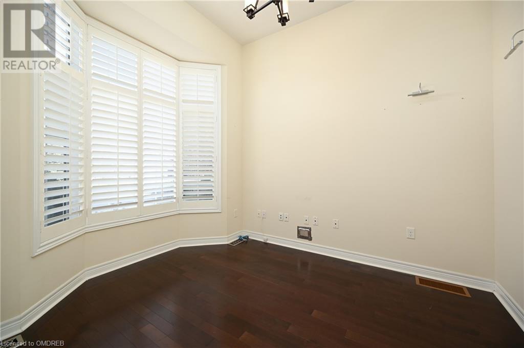 3396 Liptay Avenue, Oakville, Ontario  L6M 0M8 - Photo 4 - 40683113