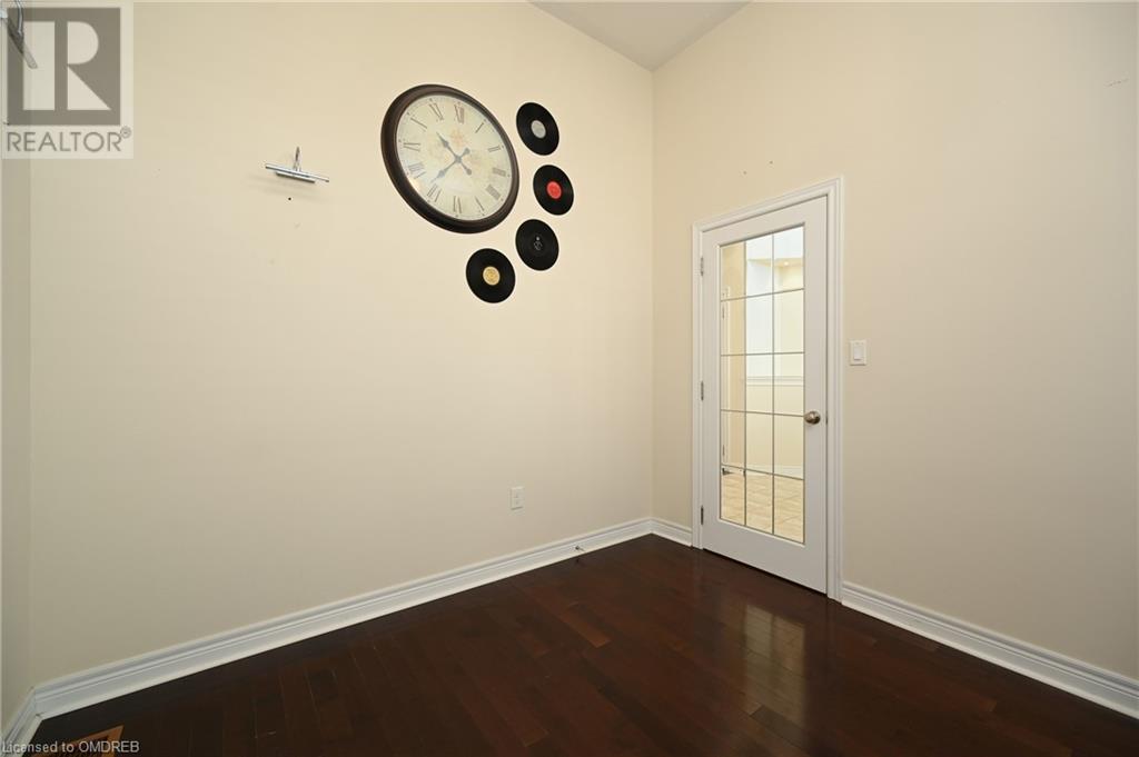 3396 Liptay Avenue, Oakville, Ontario  L6M 0M8 - Photo 5 - 40683113
