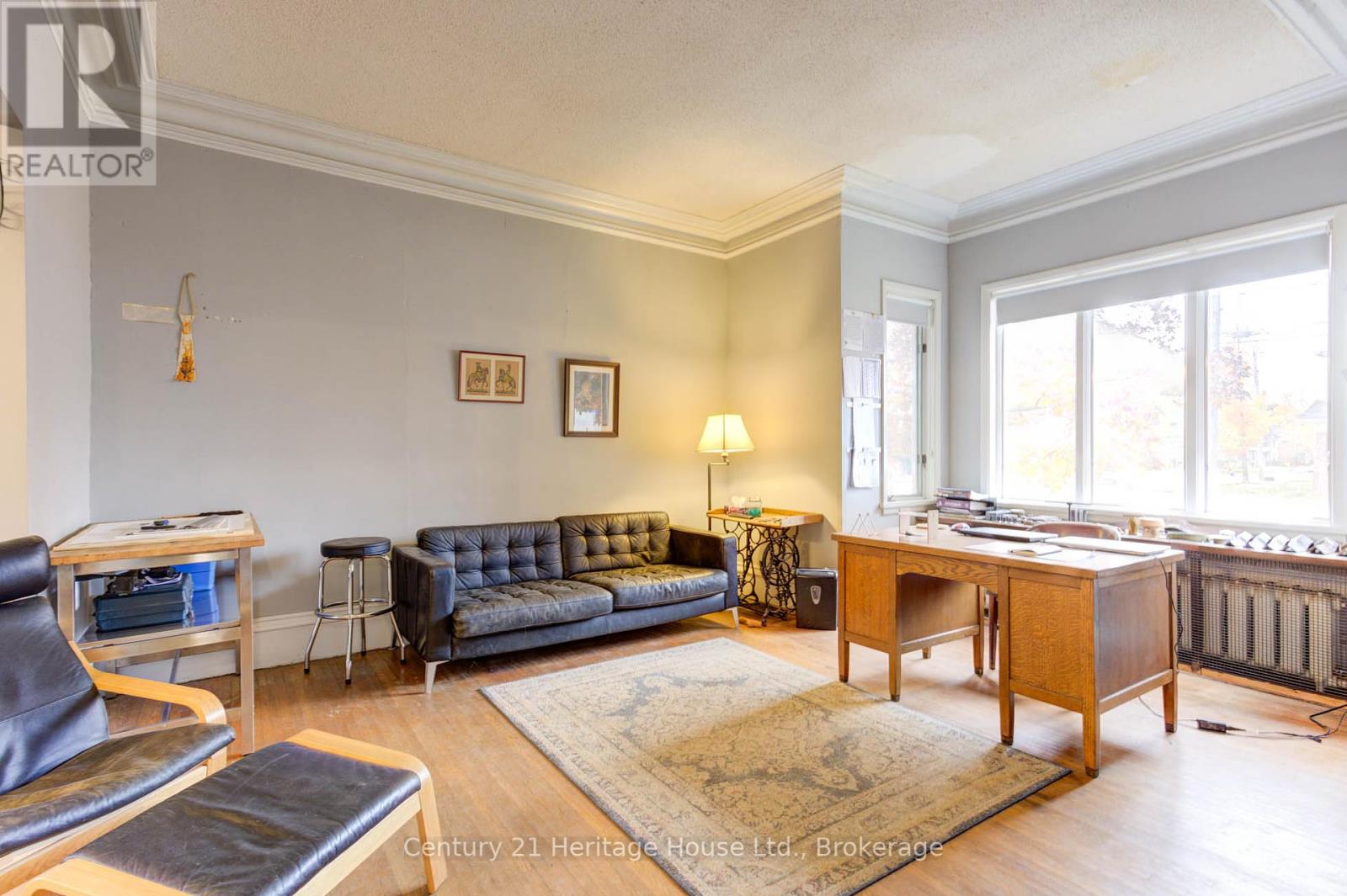 397 Lambton Street W, West Grey, Ontario  N0G 1R0 - Photo 6 - X11894105