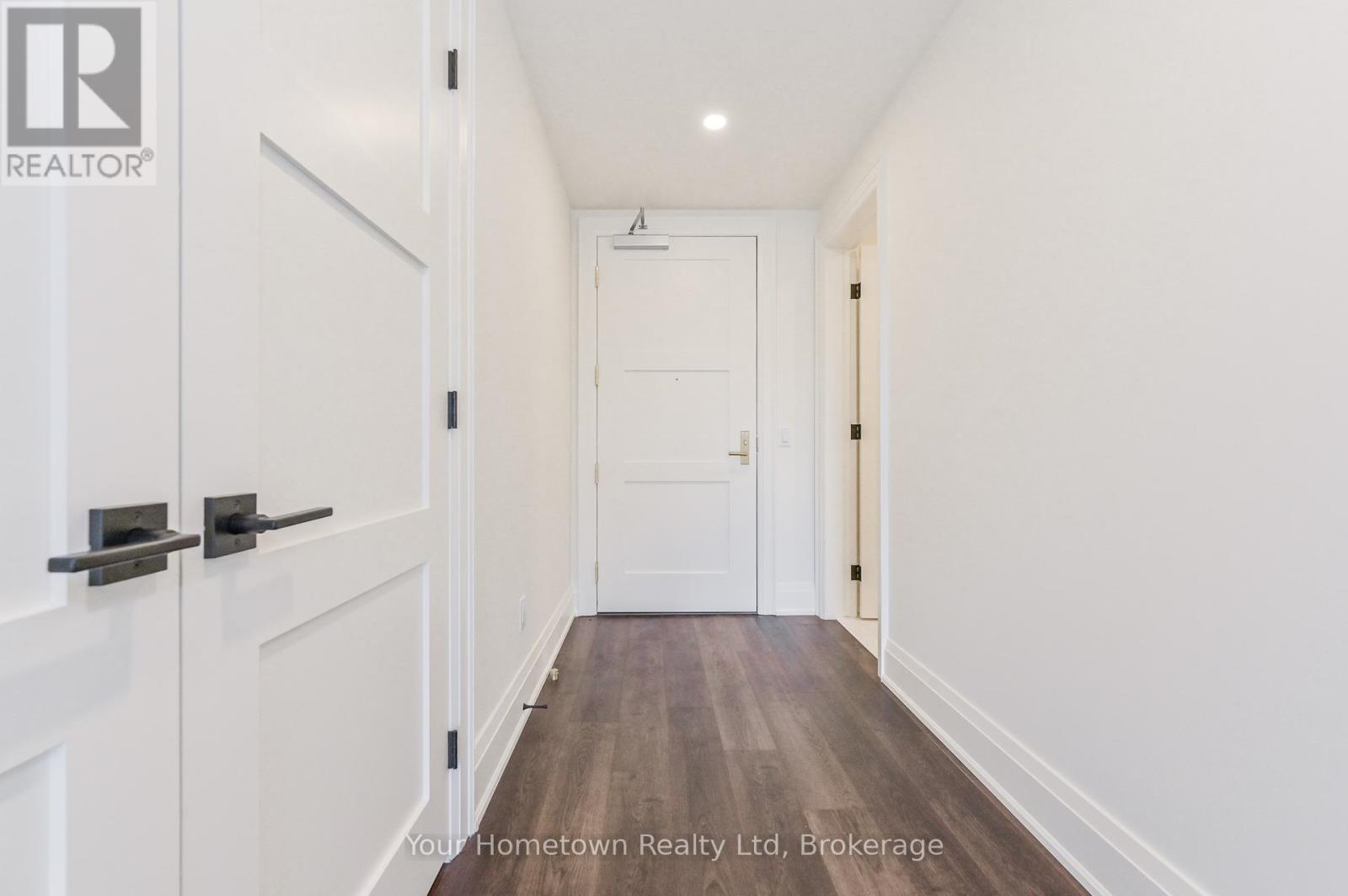 205 - 6523 Wellington 7 Road, Centre Wellington, Ontario  N0B 1S0 - Photo 2 - X11894118