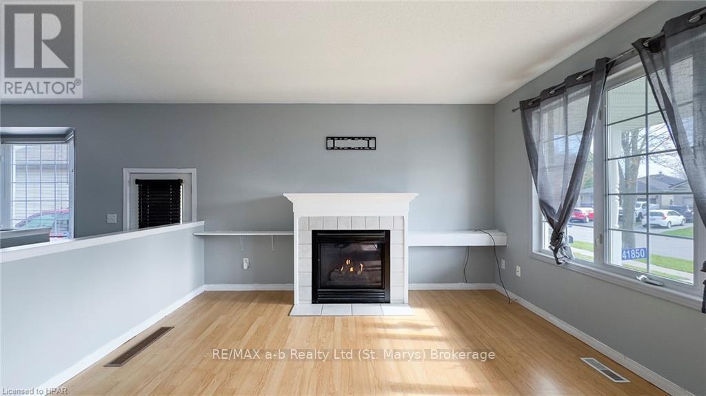 41850 James Street, Southwold, Ontario  N5P 4L6 - Photo 8 - X11880191