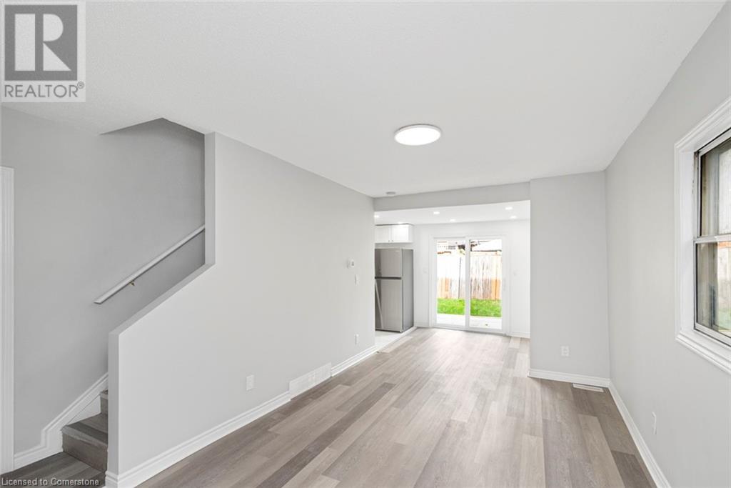 333 Britannia Avenue, Hamilton, Ontario  L8H 1Y4 - Photo 12 - 40672284