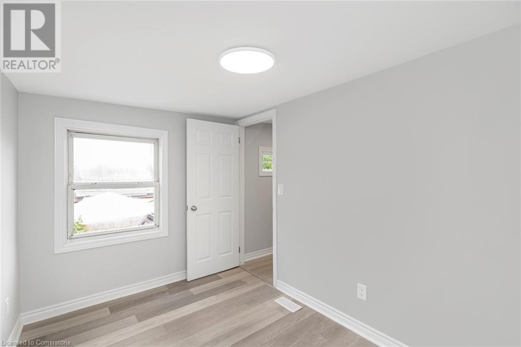 333 Britannia Avenue, Hamilton, Ontario  L8H 1Y4 - Photo 23 - 40672284