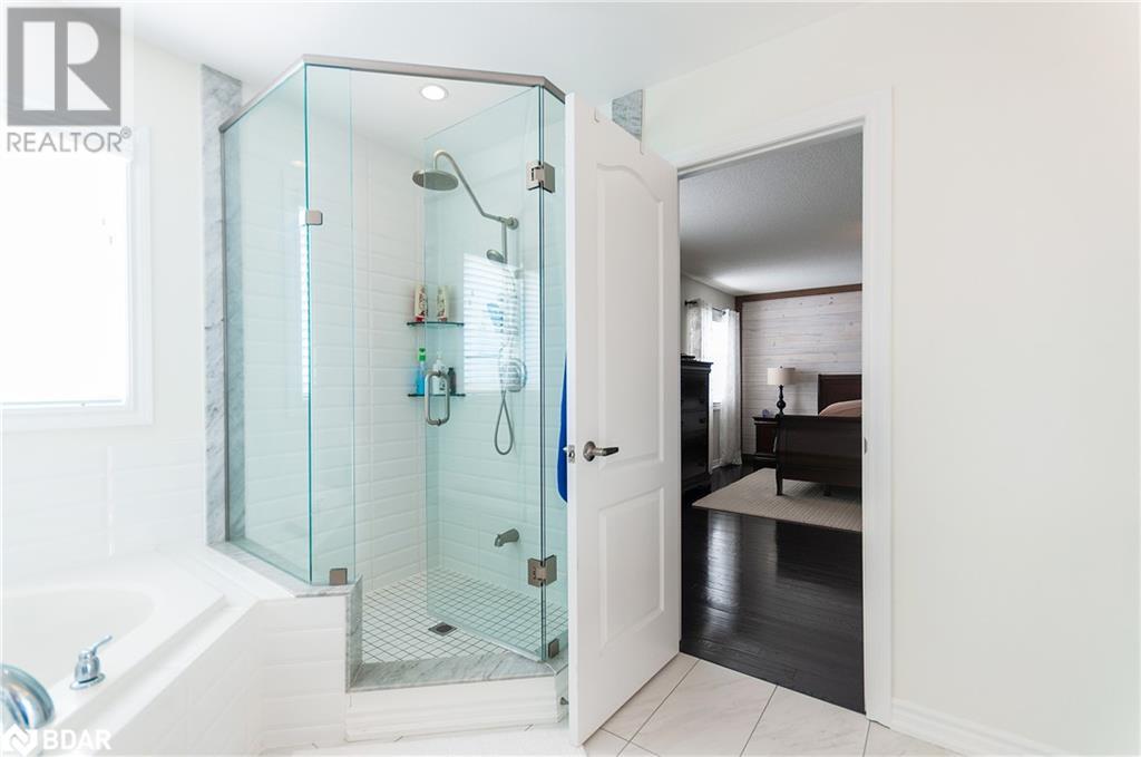 29 Nadmarc Court, Angus, Ontario  L0M 1B4 - Photo 29 - 40685471