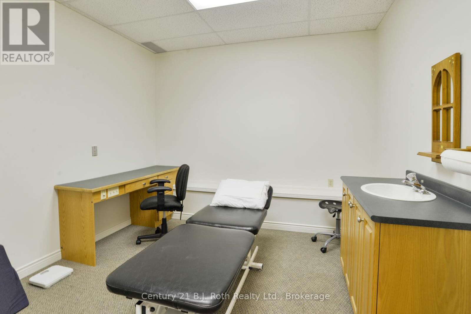 Unit# 5 - 241 Brock Street, Gravenhurst (Muskoka (S)), Ontario  P1P 1H4 - Photo 9 - X11894162