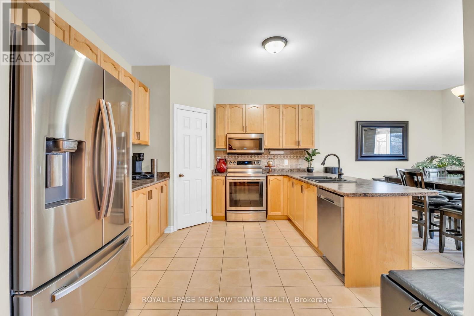 64 Spotted Owl Crescent, Brampton, Ontario  L7A 0K1 - Photo 16 - W11894138