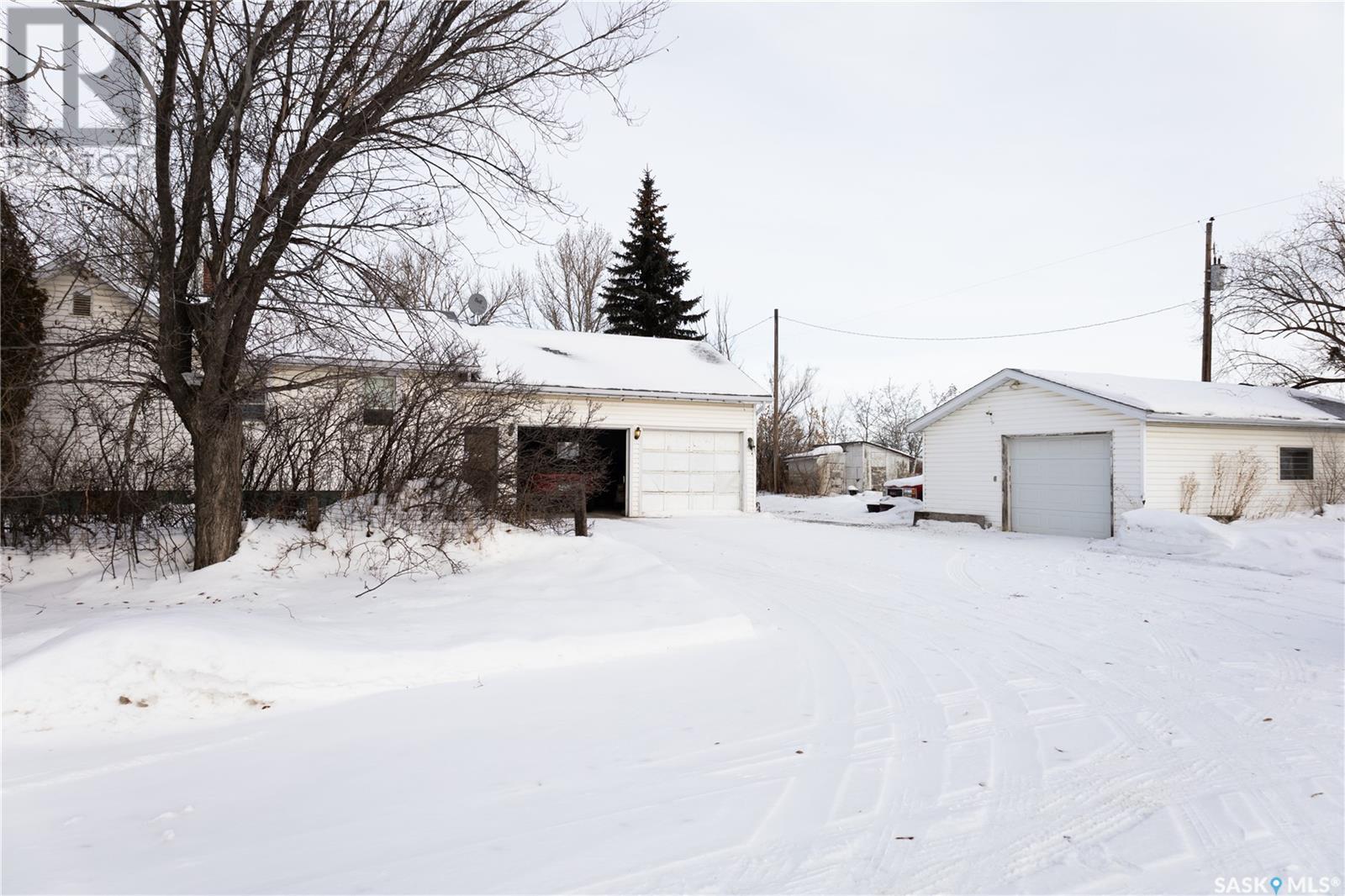 111 Government Road, Dundurn, Saskatchewan  S0K 1K0 - Photo 20 - SK990712