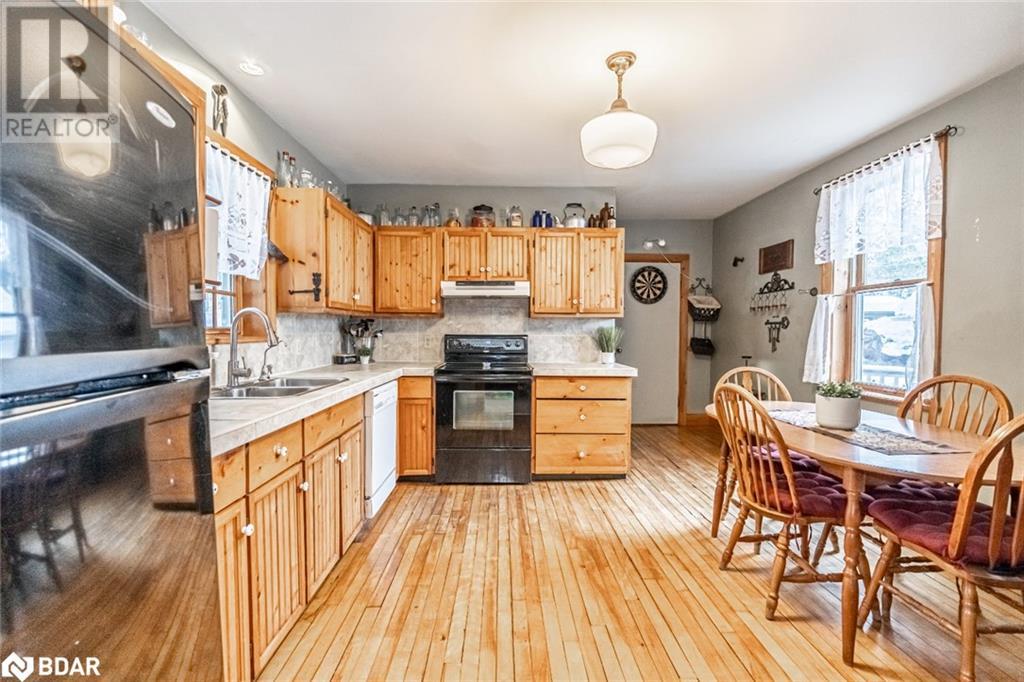 1016 Manson Lane, Severn Bridge, Ontario  P0E 1N0 - Photo 4 - 40682151