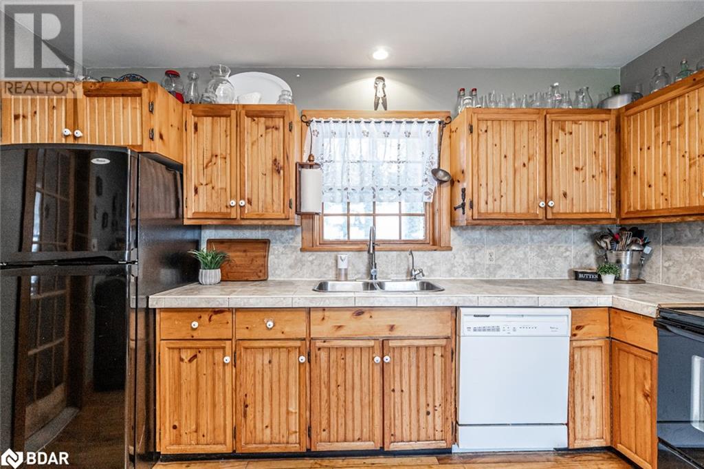 1016 Manson Lane, Severn Bridge, Ontario  P0E 1N0 - Photo 6 - 40682151