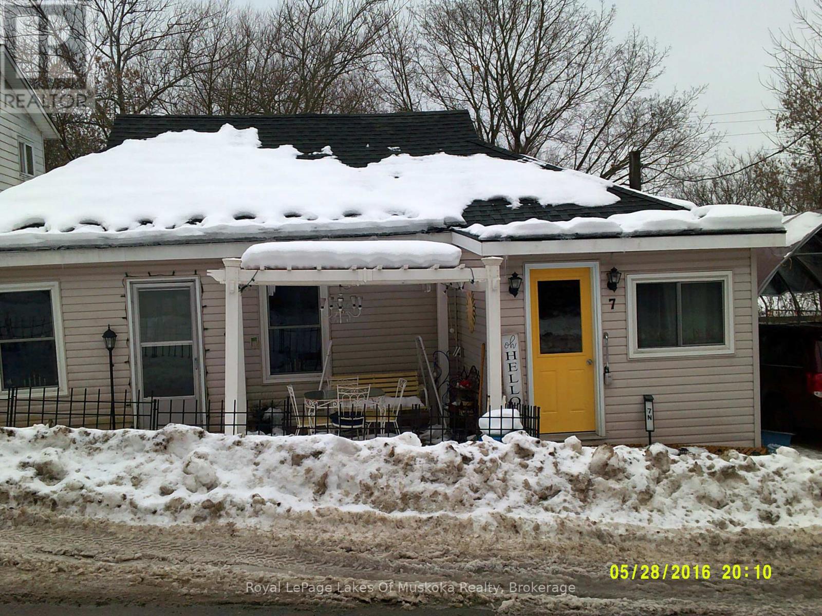 7 DUFFERIN STREET N, Huntsville, Ontario